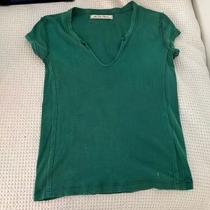 Free People Extra Small top. A very pretty Forest green.